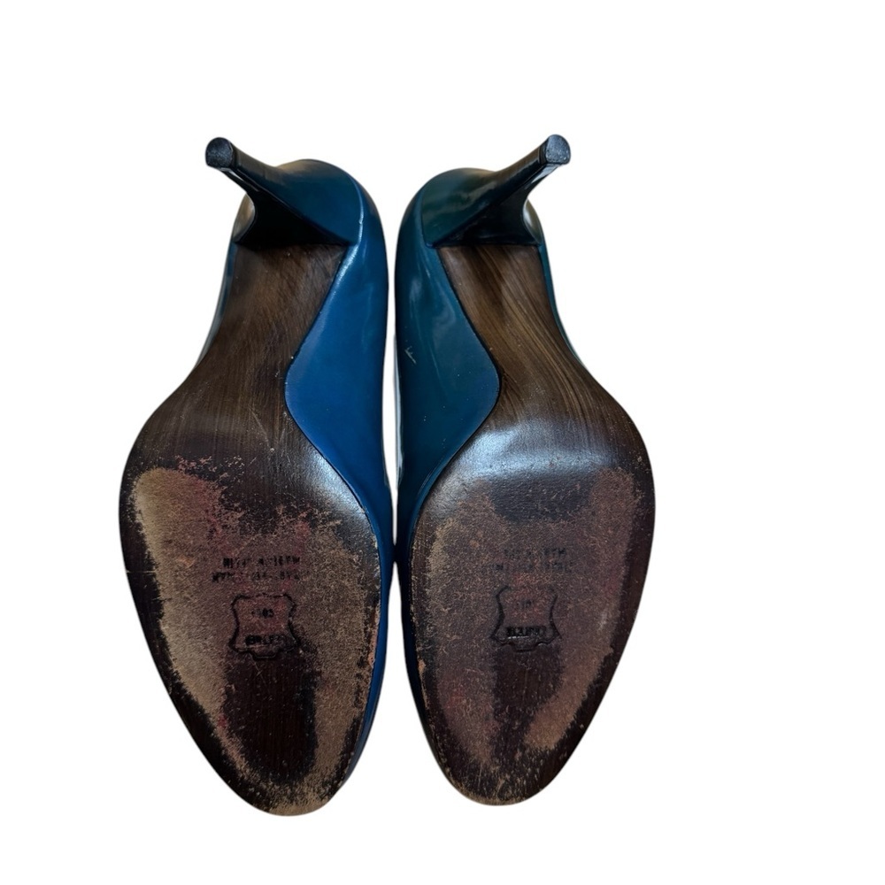 Stuart Weitzman . Blue Patent Leather Heels - Picture 3 of 4
